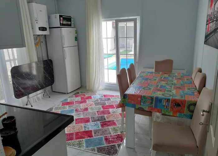 Villaferhat Mavi Vila *